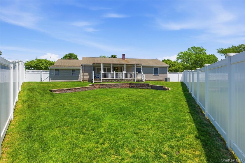 Located in the desirable Hampton West Estates community of - photo 30