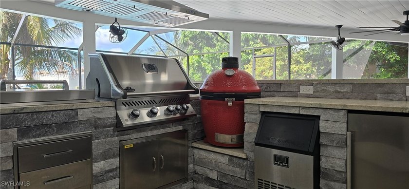 Welcome to your slice of paradise in SW Florida. Beautiful house - photo 32