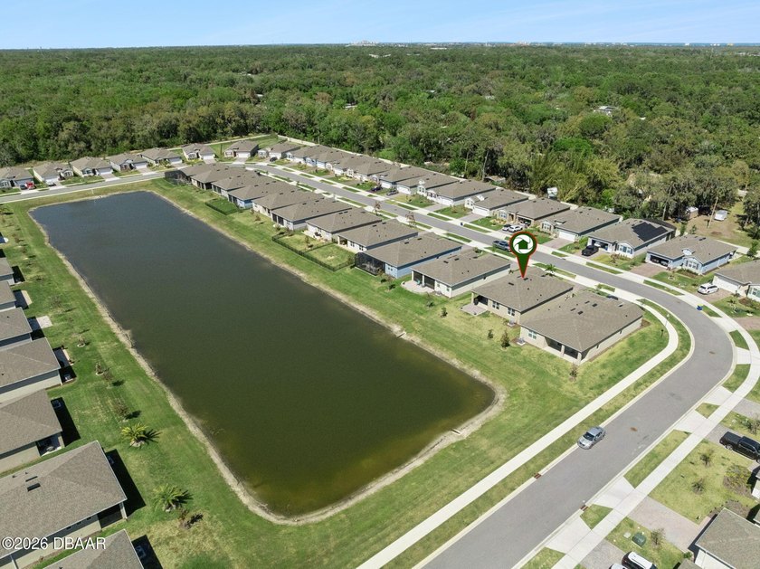 Welcome to your nearly-new waterfront retreat in the desirable - photo 33
