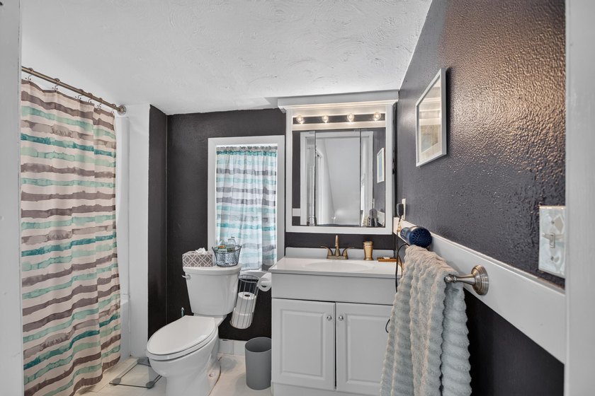 321 Oakwood Ave - photo 47
