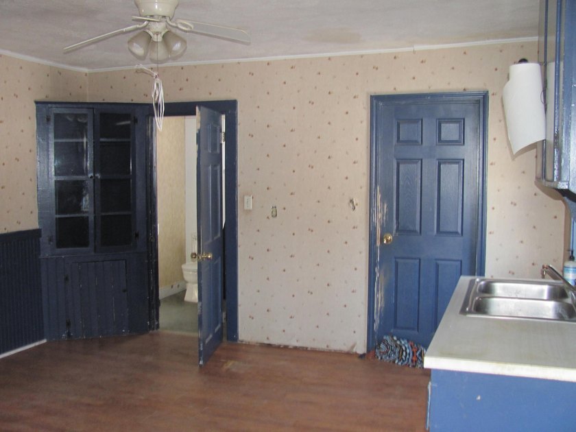 Located in the MRCU zone gives this property multiple options of - photo 3