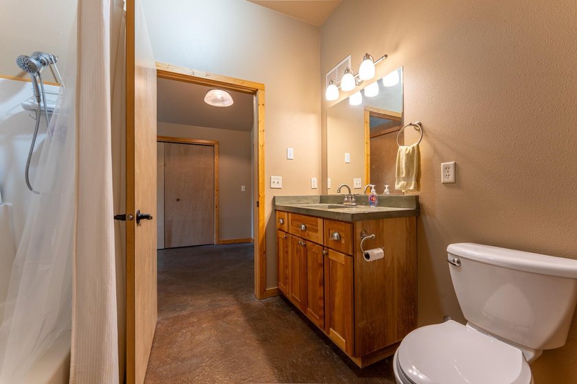 Experience exceptional lakefront living on beautiful Rainy Lake! - photo 30