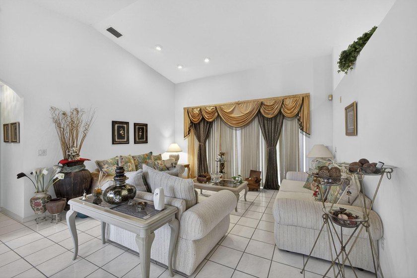 GREAT OPPORTUNITY TO BUY INTO THE MUCH ESTEEMED COMMUNITY OF - photo 10