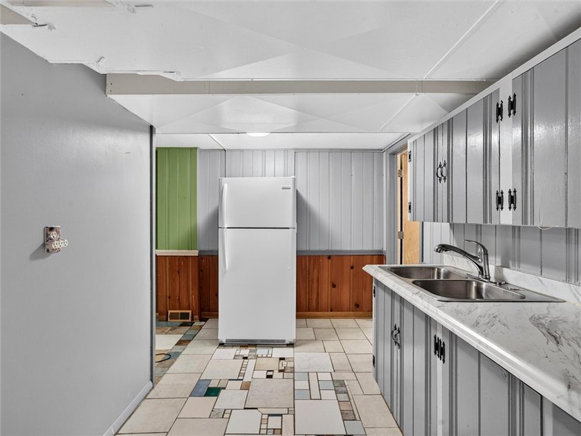 **THIS IS IT!** Welcome to **6 Far View Hills**-an exceptional - photo 36