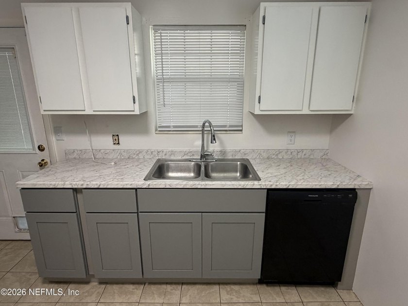 Discover the perfect blend of investment potential and natural - photo 10