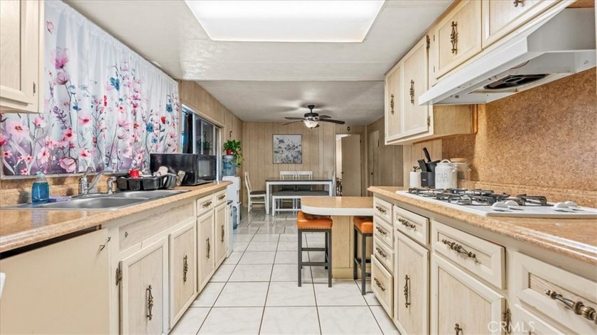 13919 Riviera - photo 19