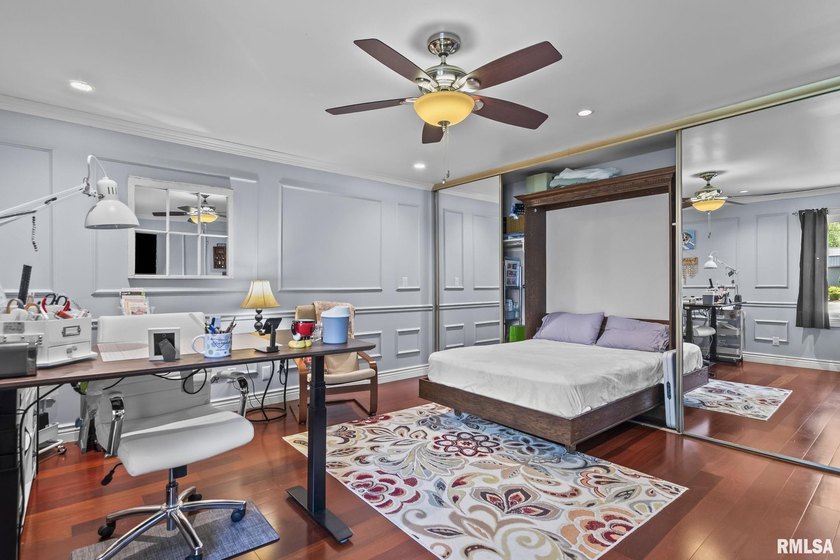 Looking for maintenance-free, easy condo living? Don't miss this - photo 31