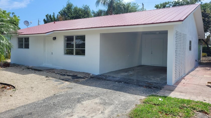 3 Bedroom 1 Bath freshly painted inside and out. Metal Roof 2020 - photo 8