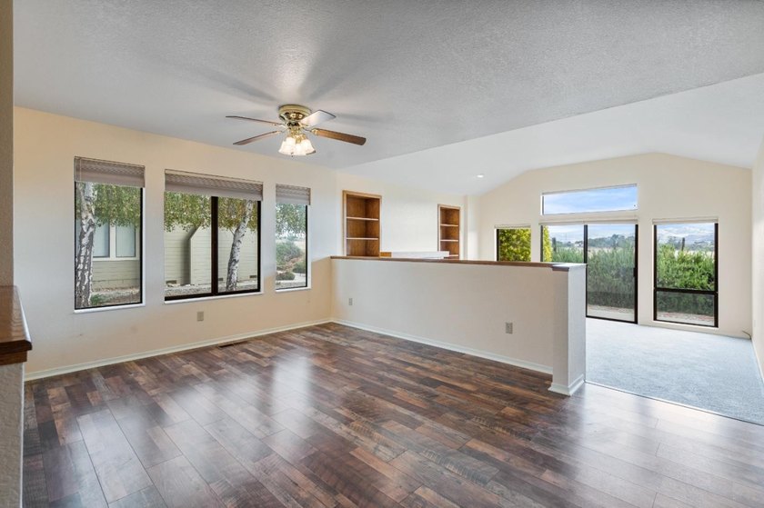 Rare, single story *Bluff* townhouse with incredible Southside - photo 6