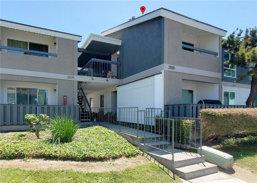 Welcome Home to 2835 S Fairview #H. This Beautifully Upgraded - photo 21