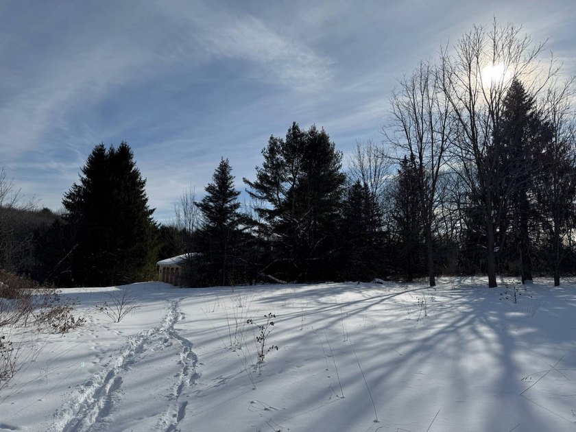 Whether looking for a building lot for your future home, a - photo 4