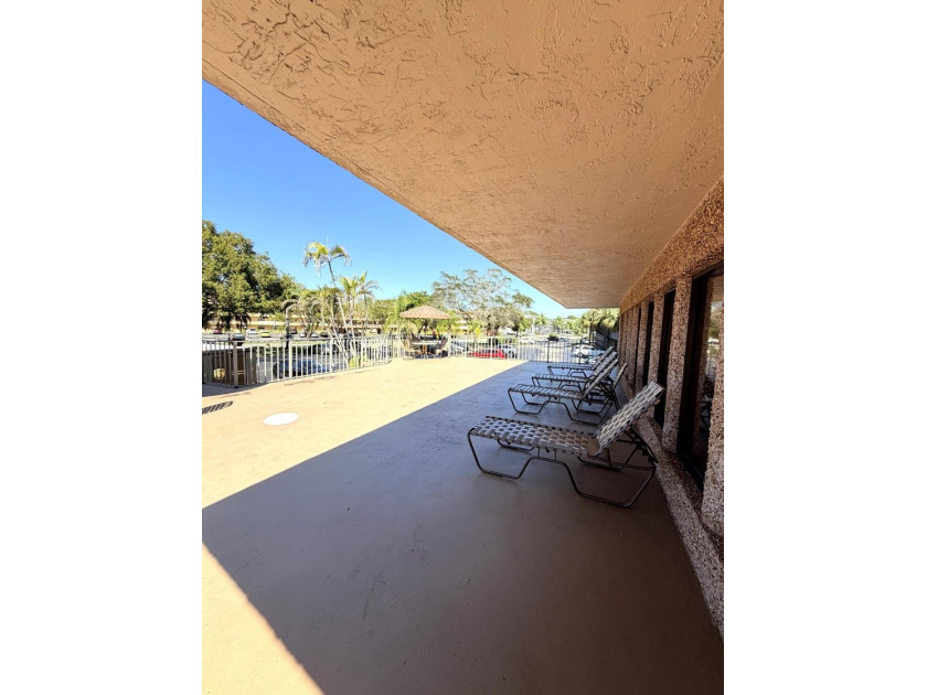 NEW PRICE!! First Floor 2 bedroom / 2 Bath unit. Tile Floors - photo 22