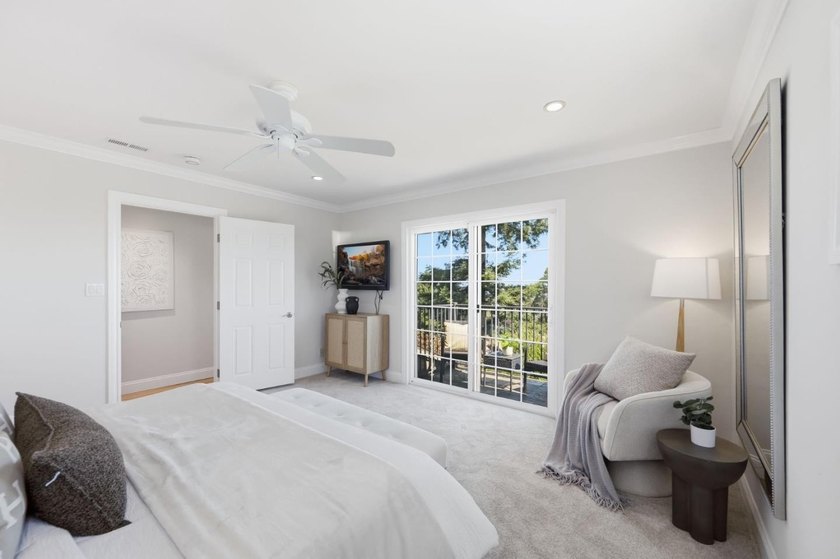 Perched on a picturesque Emerald Hills street, this beautifully - photo 33