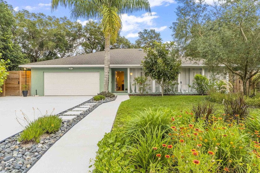 REDUCED - 3-bedroom, 3 Full bath concrete block home in the much - photo 4