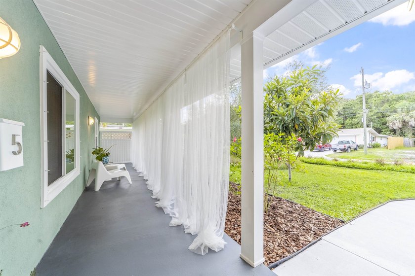 REDUCED - 3-bedroom, 3 Full bath concrete block home in the much - photo 5