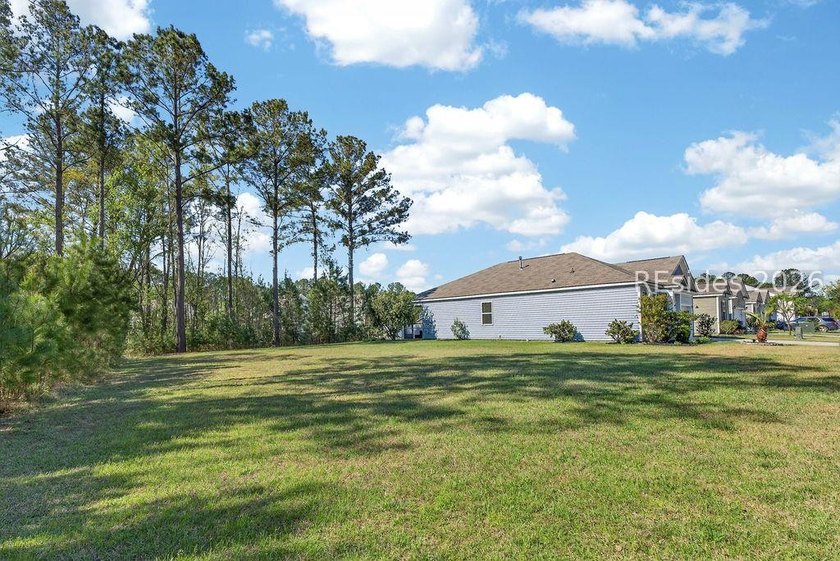 Built in 2019 and set on a premium homesite, this Cypress Ridge - photo 37