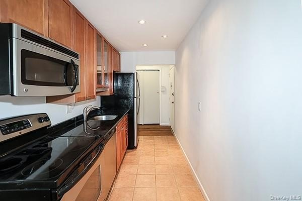 Move right into this charming and meticulously maintained one - photo 9