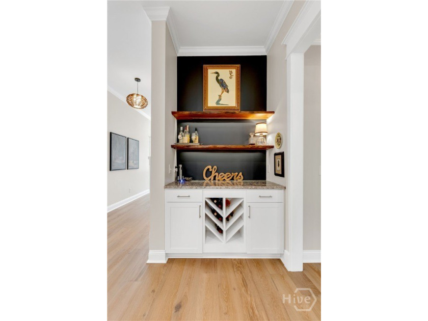 $10,000 TOWARDS CLOSING COSTS! Welcome to this stunning like-new - photo 22