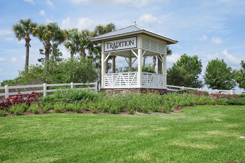 Welcome to this beautifully maintained 2-bedroom plus den - photo 46
