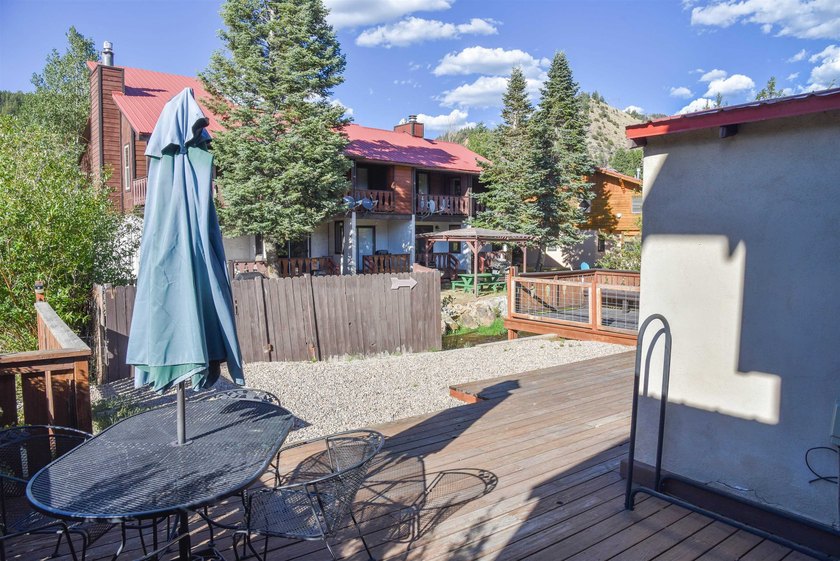 End-unit triplex home with 2 bedrooms, 2.5 bathrooms, and 1,156 - photo 26