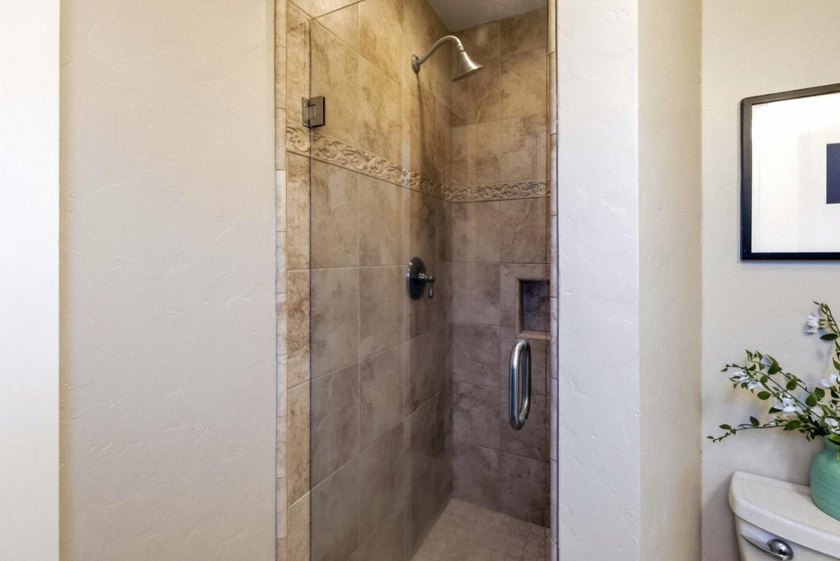 Welcome to 840 Capistrano Drive. This beautifully maintained - photo 28