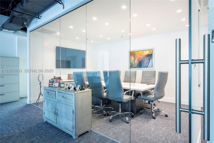 Experience a premium Class A office suite in the heart of - photo 3