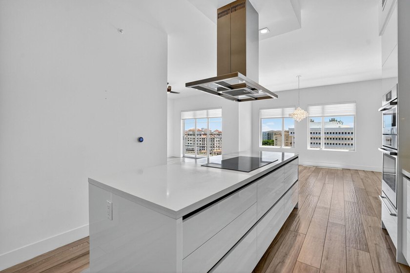Welcome to Unit 1014 at Tower 155, a stunning 2-bedroom, 2 - photo 18