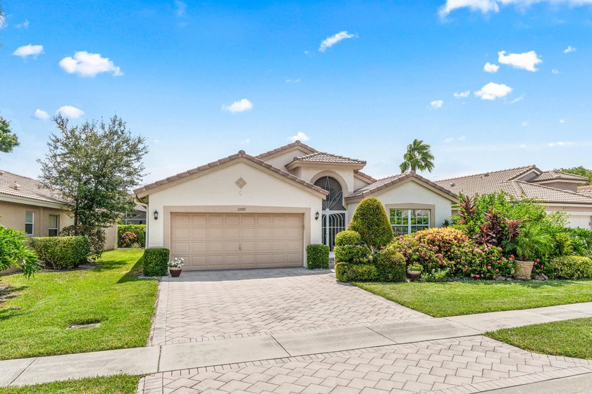 Welcome to easy Florida living in the highly desirable 55+ - photo 31