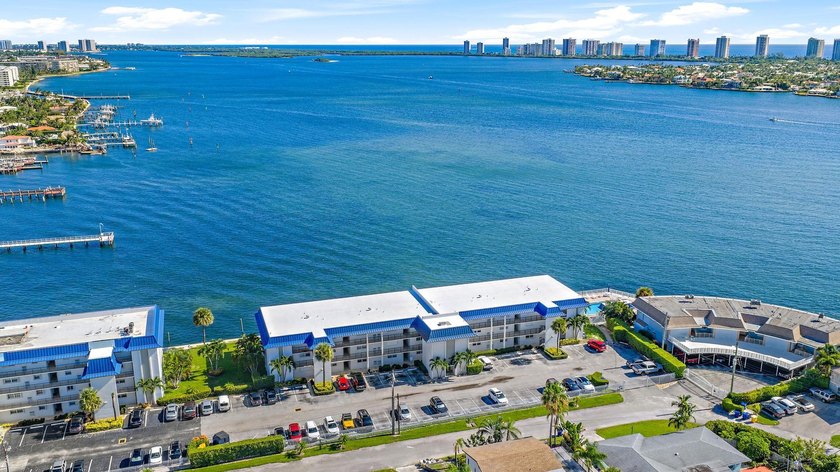 Enjoy easy waterfront living in this gated community with - photo 15