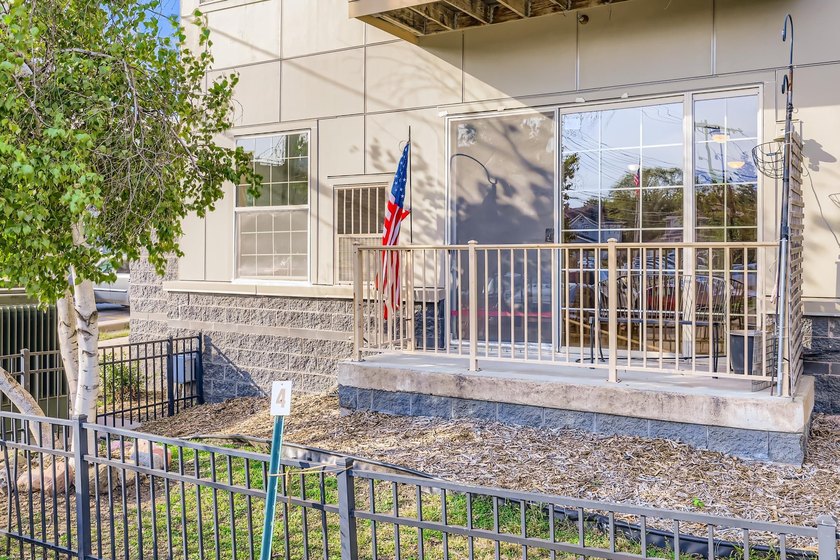 WHY ARE YOU RENTING when you can own this beautiful 1BR condo - photo 8