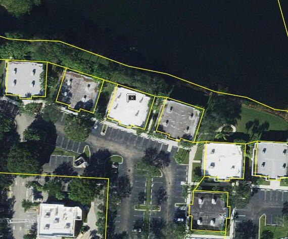 Great free standing office building in the heart of Royal Palm - photo 5