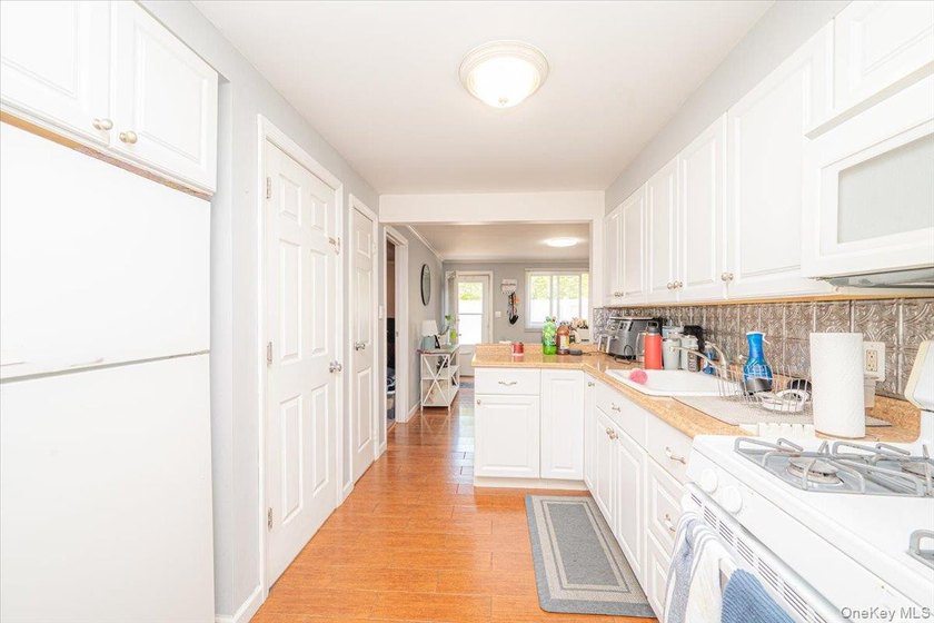 Don't miss this Diamond in the rough which features a Bay Shore - photo 34