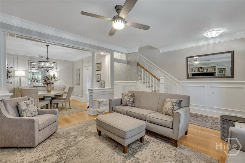 This Is It ~ Luxury within reach - this meticulously reimagined - photo 10