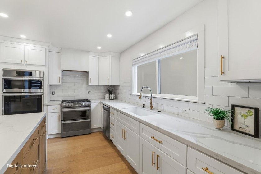Exceptional re-imagined Midtown residence seamlessly blends - photo 10