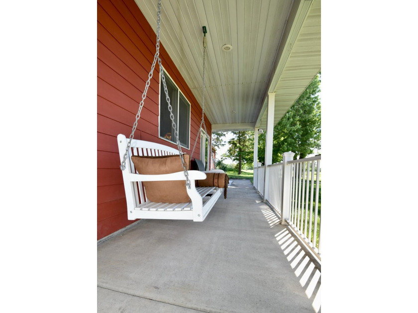 Classic Hobby Farm &amp; Equestrian Property on Beautiful - photo 11