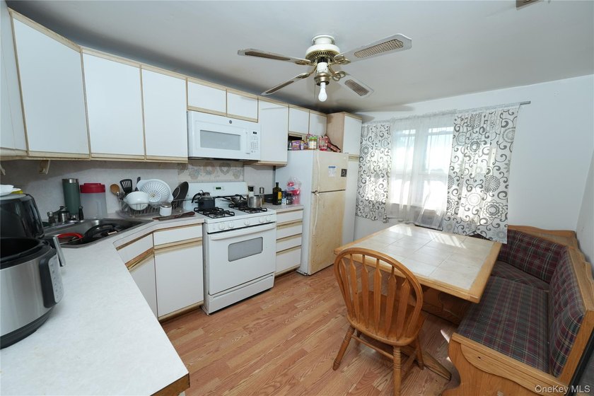 Welcome to a beautifully maintained home in the heart of - photo 12