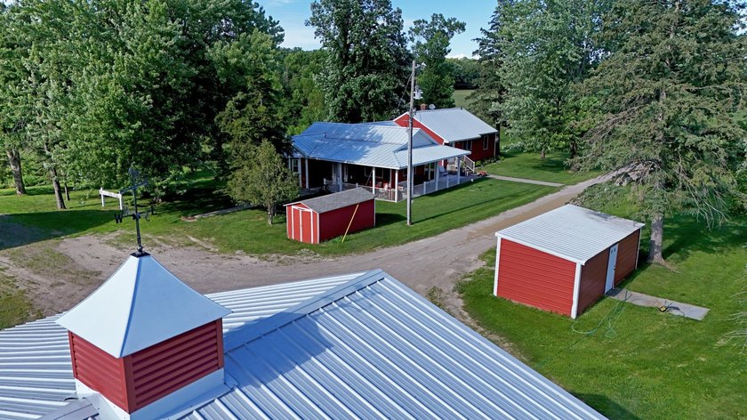 Classic Hobby Farm &amp; Equestrian Property on Beautiful - photo 15