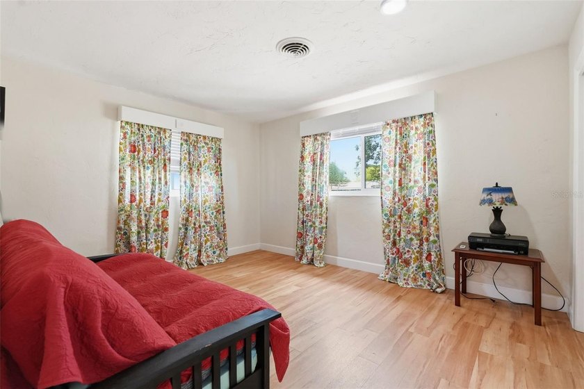 Welcome to your waterfront retreat in the heart of Palm Harbor - photo 23