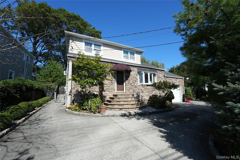Welcome to a beautifully maintained home in the heart of - photo 24
