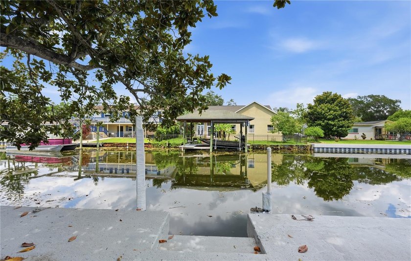 Welcome to your waterfront retreat in the heart of Palm Harbor - photo 31