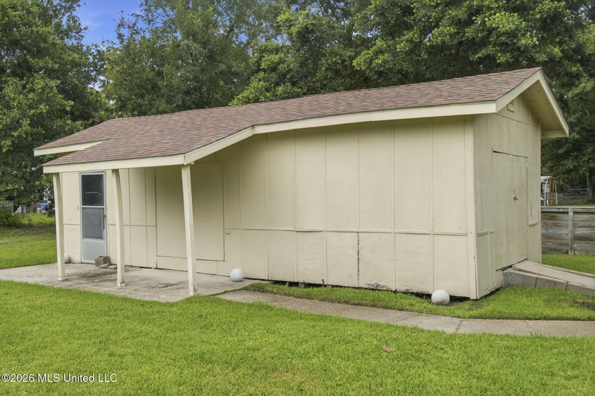 Welcome to one of Bayou View's rarest opportunities! Situated on - photo 32