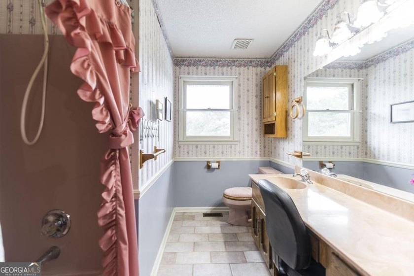 Escape to your own private masterpiece at 8457 Lower Thomaston - photo 28