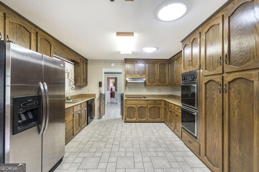Escape to your own private masterpiece at 8457 Lower Thomaston - photo 42