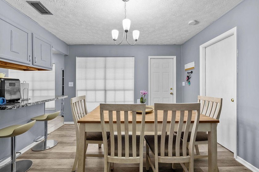 Welcome to this charming and well-maintained CBS ranch home - photo 11