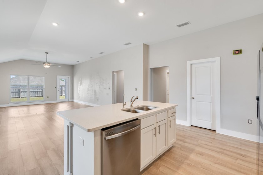 2022 built home minutes from Tyndall AFB with a real path to - photo 15
