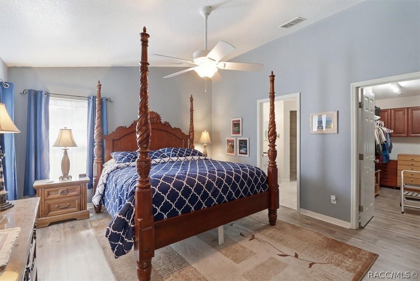 Welcome home to this inviting three-bedroom, two-bath with - photo 19