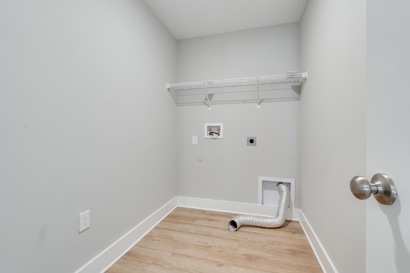 2022 built home minutes from Tyndall AFB with a real path to - photo 31