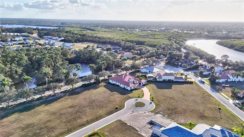 Ready to build! This is an 80' wide lot in a gated community - photo 8