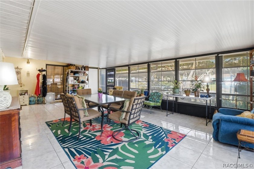 This beautiful, move-in-ready home features two spacious primary - photo 7