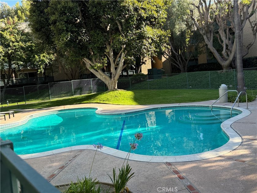 Welcome to Stoney Brook Villas, one of East Long Beach's most - photo 15